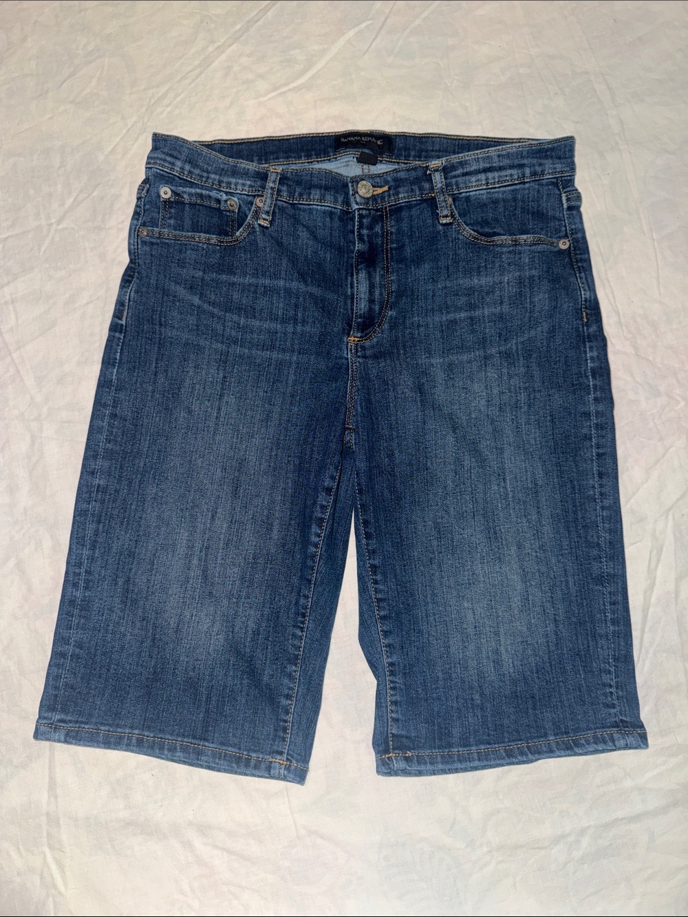 Banana Republic Denim Bermuda Shorts Medium Wash 8